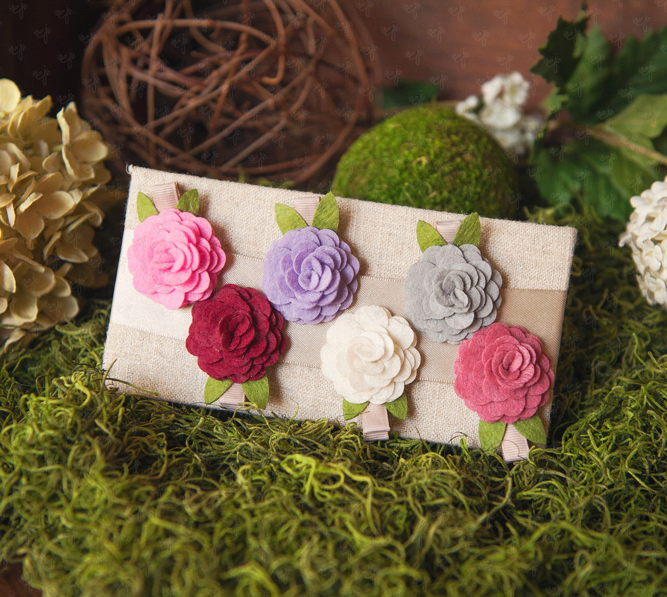 Shaby Chic Small Felt Roses Bloom Hair Clips Set - Ema Jane