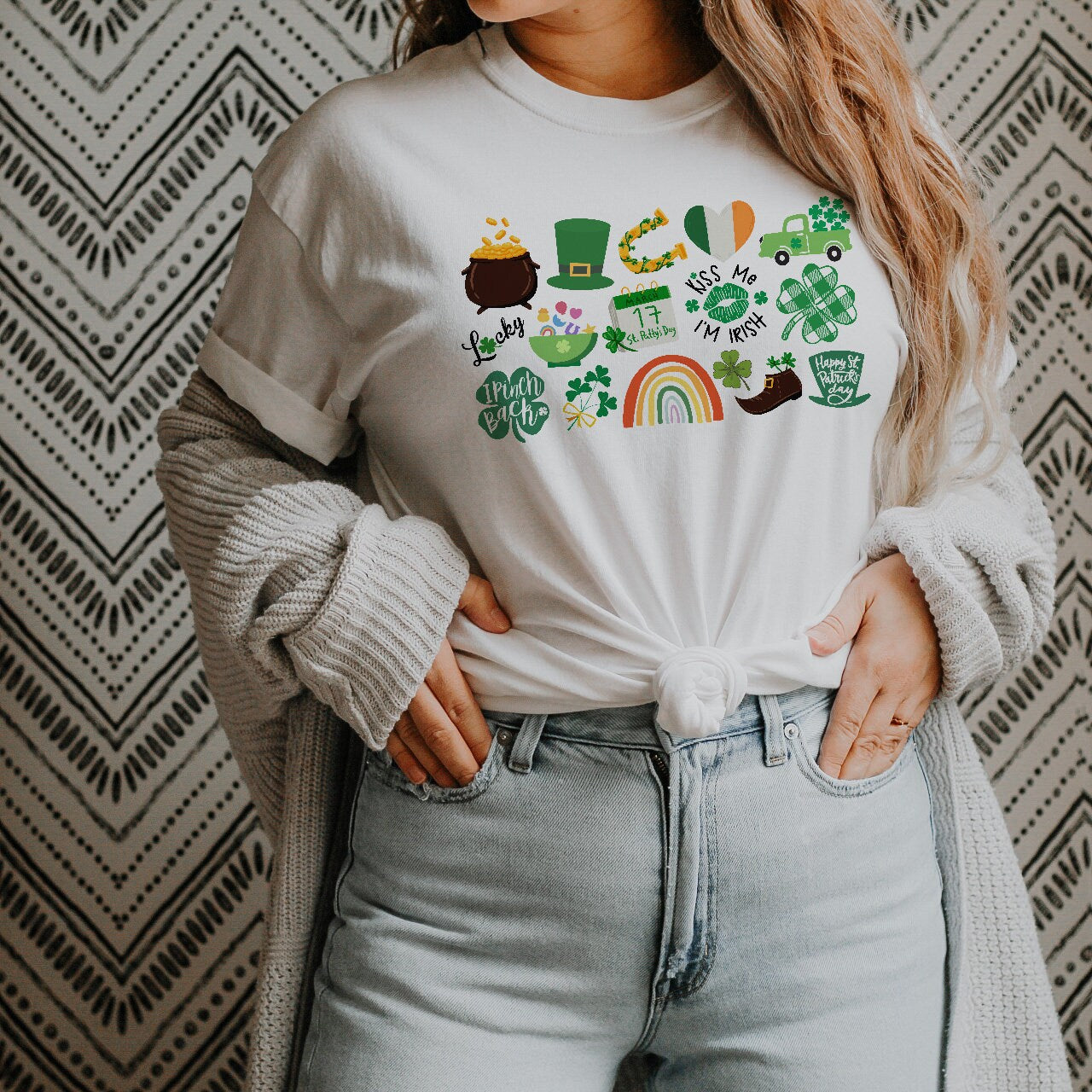 It’s the Little Things | Happy St. Patrick's Day of Green | UNISEX Relaxed Jersey T-Shirt for Women