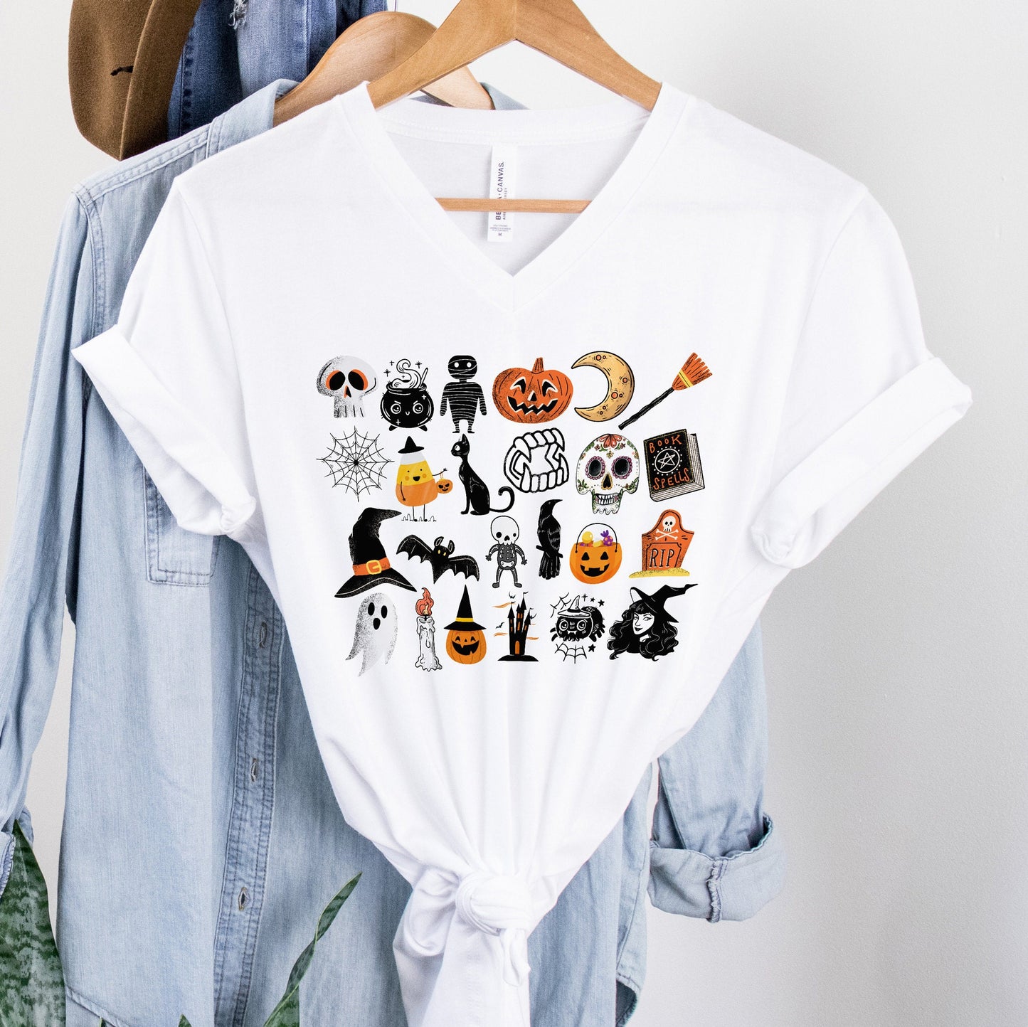 It’s the Little Things | Happy Halloween | UNISEX V-Neck T-Shirt