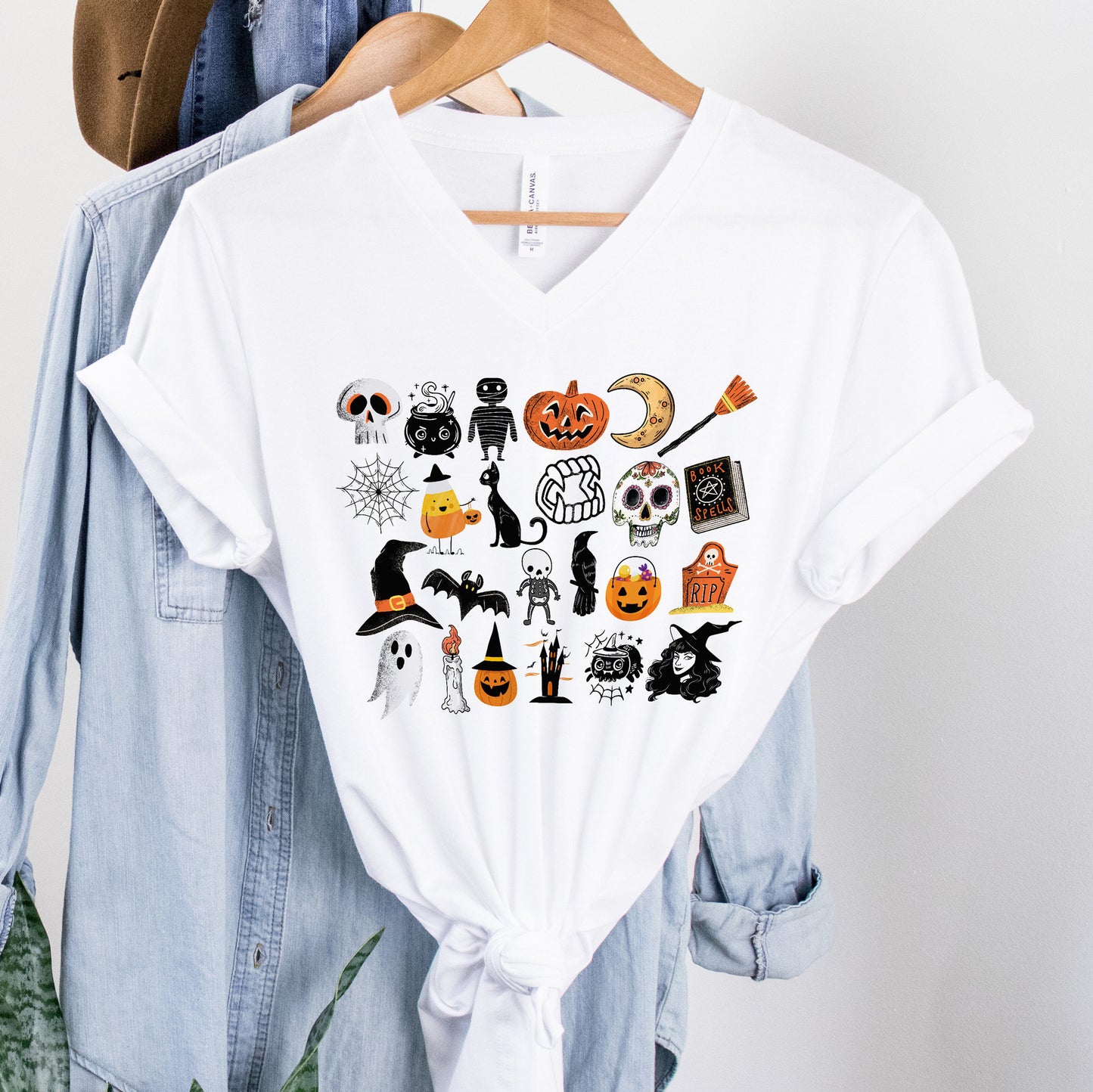 Its the Little Things | Happy Halloween | UNISEX V-Neck T-Shirt