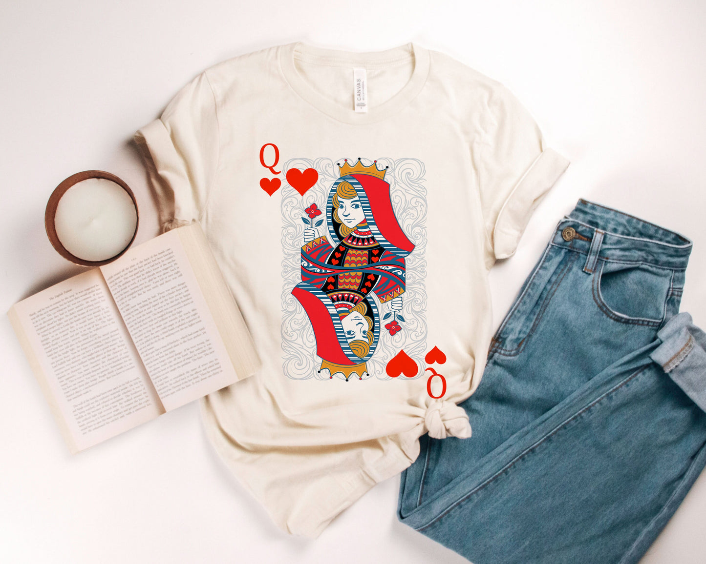 Queen of Hearts Vintage Halloween Costume Ultra Soft Graphic Tee Unisex Soft Tee T-shirt for Women or Men