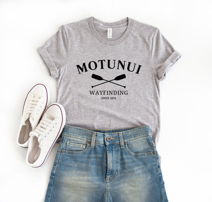 Motunui Wayfinding Moana Club Ultra Soft Graphic Tee Unisex Soft Tee T-shirt for Women or Men