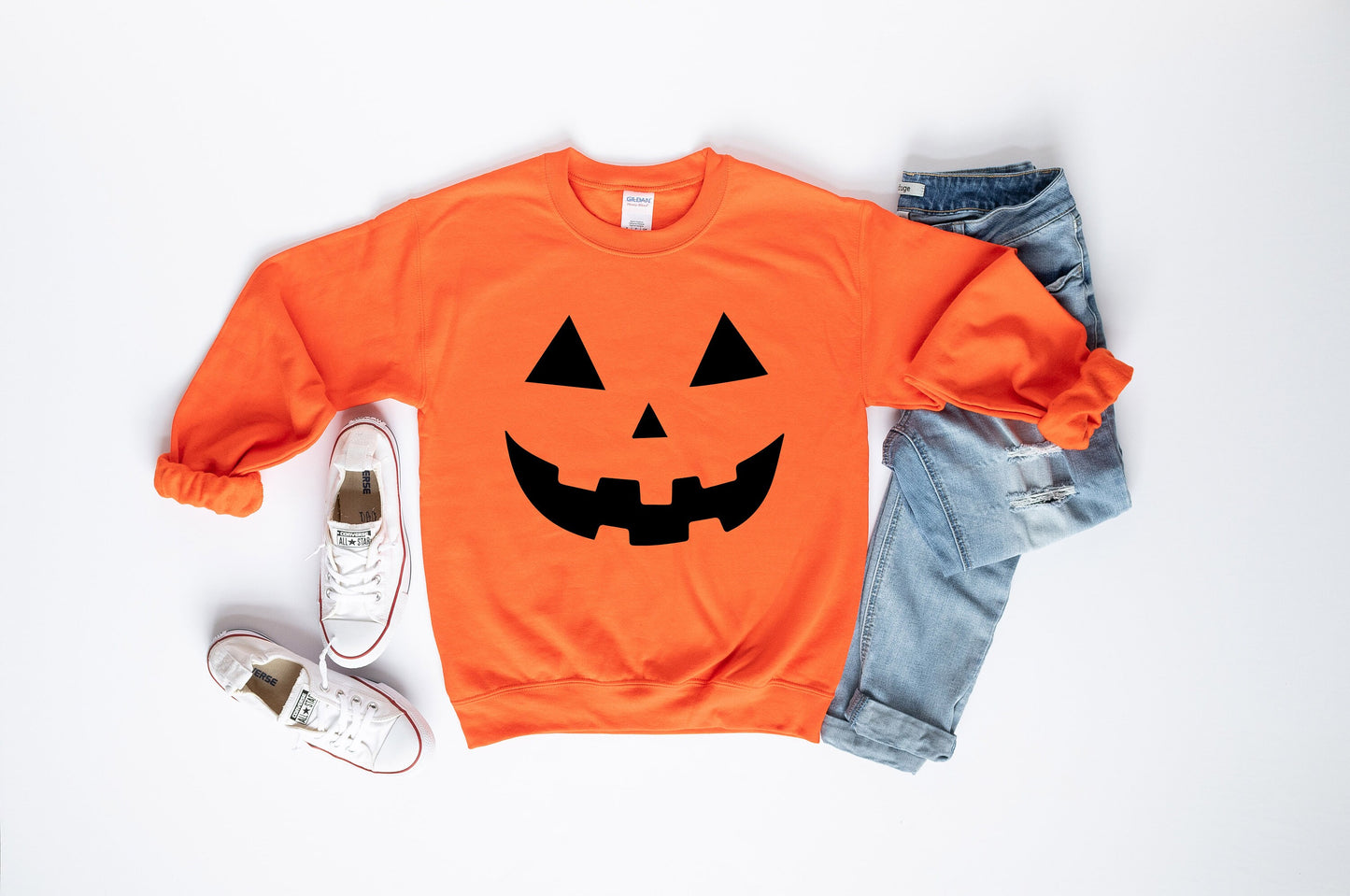 Pumpkin Jack-O-Lantern Happy Halloween Fall Face Ultra Cozy Retro Drop Shoulder Graphic Sweatshirt Unisex Soft Tee T-shirt for Women or Men