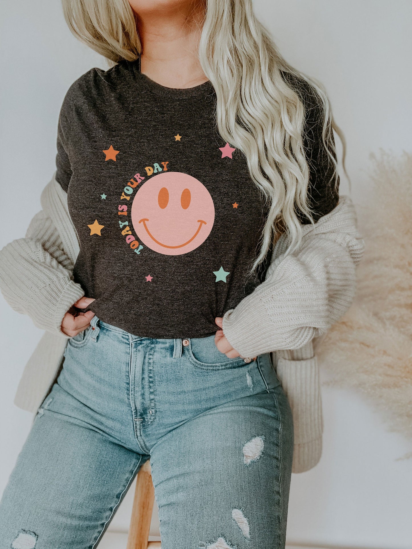 Today Is Your Day Happy Smiley Face Stars Vintage Retro 80's Style Ultra Soft Graphic Tee Unisex Soft Tee T-shirt for Women or Men